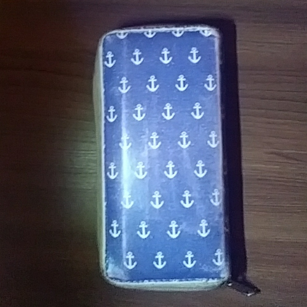 Anchor Pattern Wallet - Picture 2 of 3